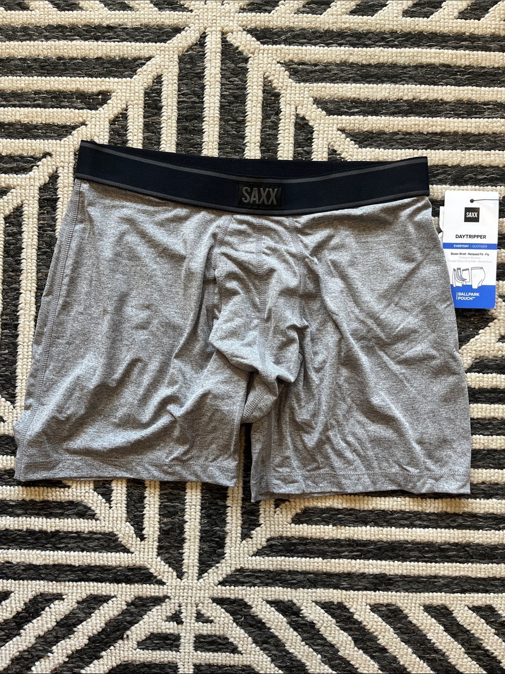 Saxx Men's Grey Daytripper Boxer Briefs Black Waistband { Best fit 32 waist }